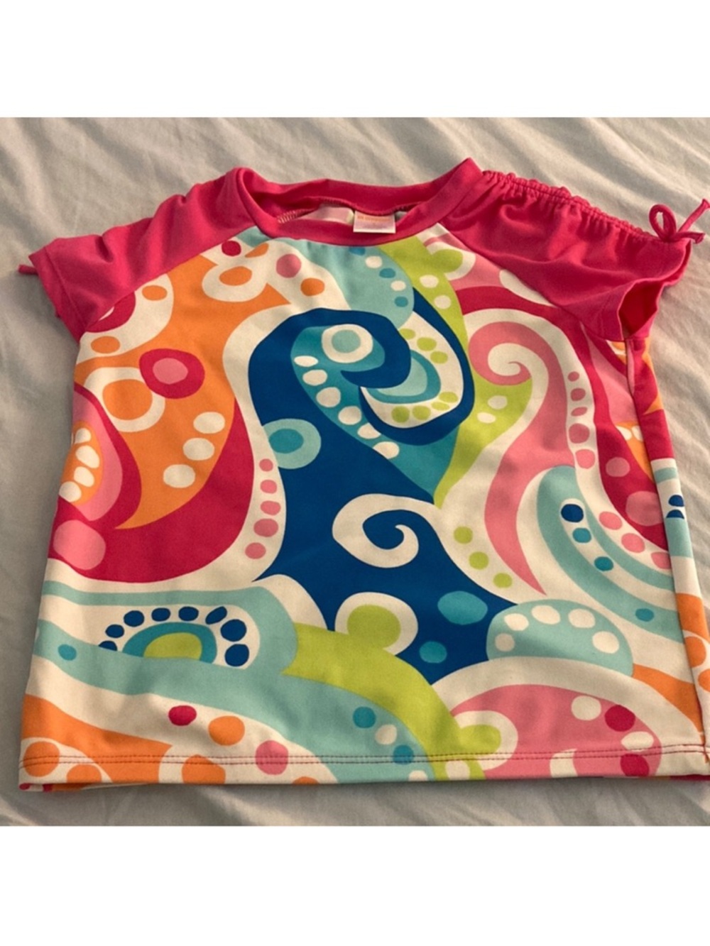 Gymboree Swim top / Rashguard. Pink with color swirls. Size 8. EUC. Like new.